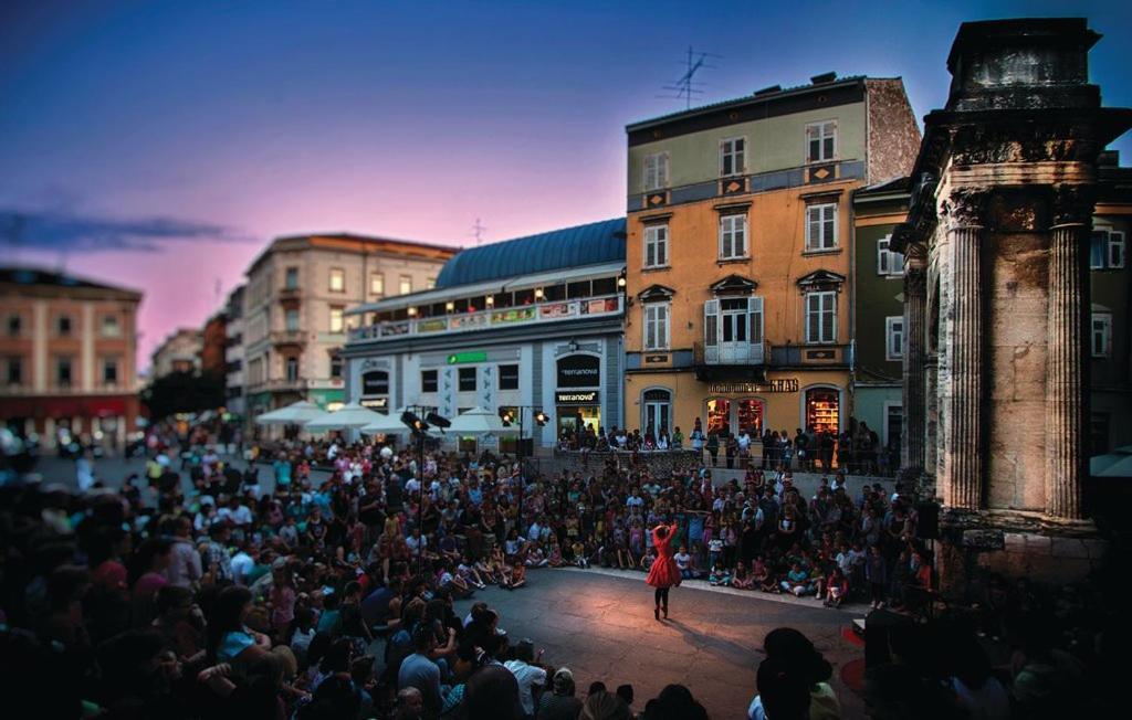 Apartmani Valdebek Pula Bagian luar foto