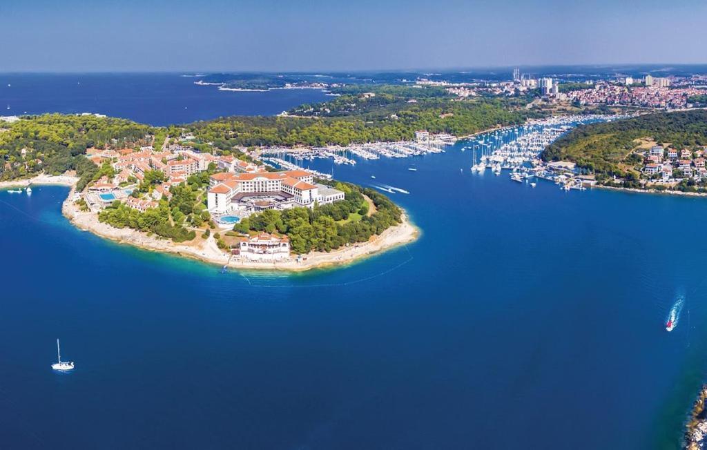 Apartmani Valdebek Pula Bagian luar foto